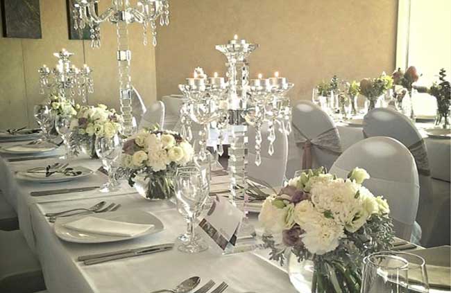 1-augusta-hotel-wedding-functions-table-setting
