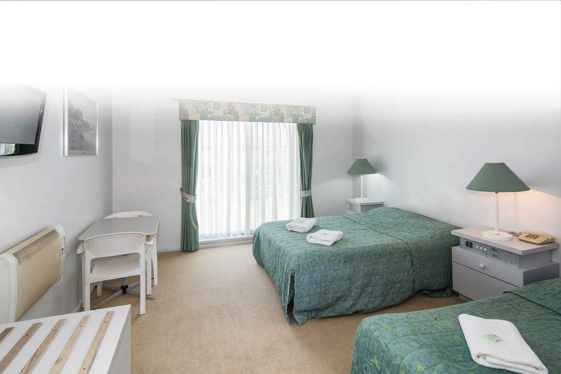 Augusta Hotel Leeuwin Family accommodation room