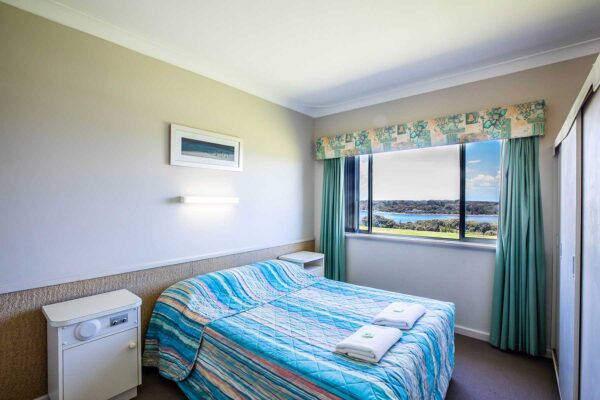 AH-15-RIVERSIDE-STUDIO